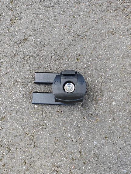 Bugaboo fox kuomun kiinnike VASEN