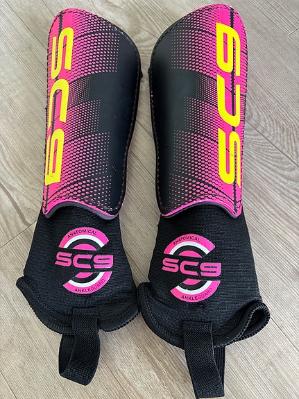 Sguard90 säärisuojat S (130 - 150 cm)