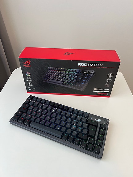 ROG Azoth mekaaninen näppäimistö