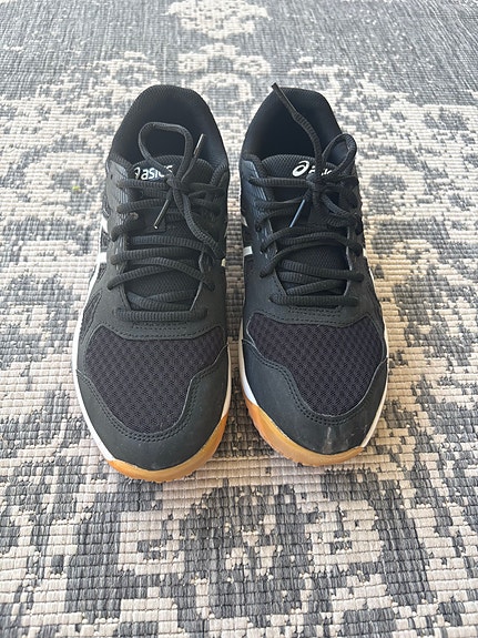 Asics Upcourt 6 sisäpelikengät