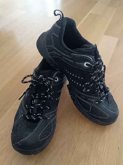 Shimano SH-MT32L pyöräilykengät / spinning-kengät, koko 37