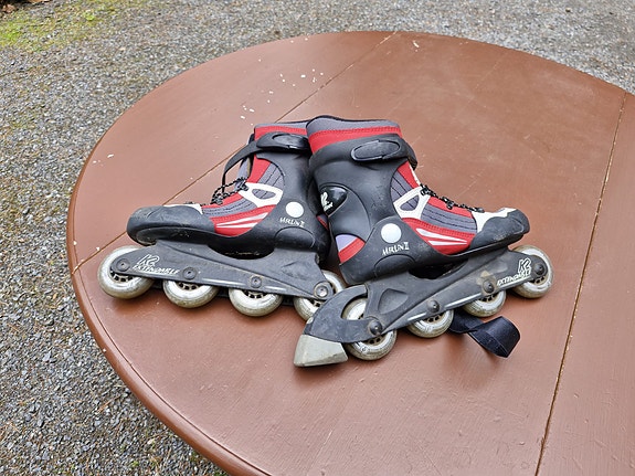 K2 Merlin II rullaluistimet koko 36 musta/punainen