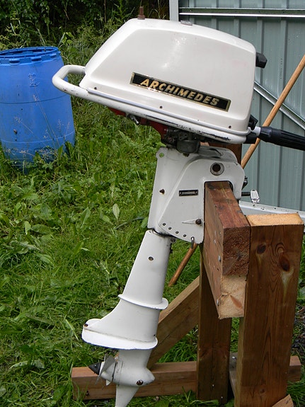 Arhimedes Junior 4 hp perämoottori (+vene muu vesiurheilu -osastolla)