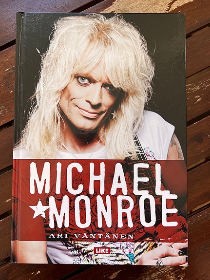 Michael Monroe -kirja
