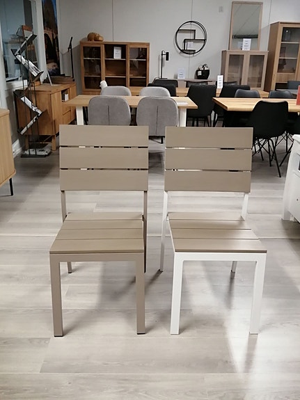 Suvi tuoli pinottava käsinojaton (värit: beige, beige/ valkoinen)