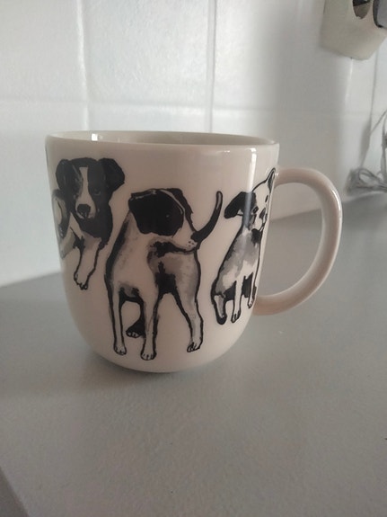 Kultakeramiikka koira muki