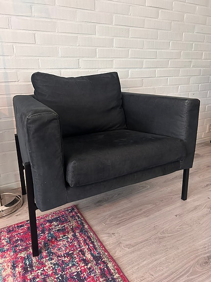 Ikea Koarp tummanharmaa nojatuoli