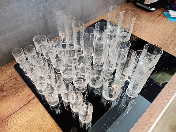 Iittala Kalinka -lasisto 37 kpl (Timo Sarpaneva) – eriteltynä tai settinä