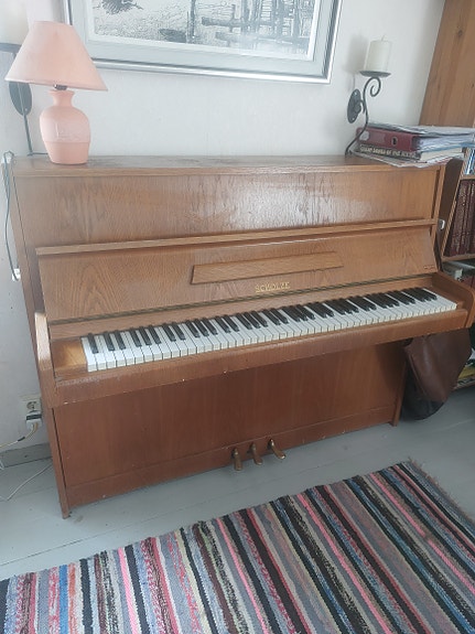 Scholze piano