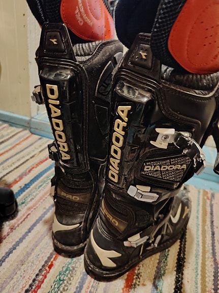 Diadora Mx5 Pro mx kilpakengät,sisäkemgätkin huippukunnossa