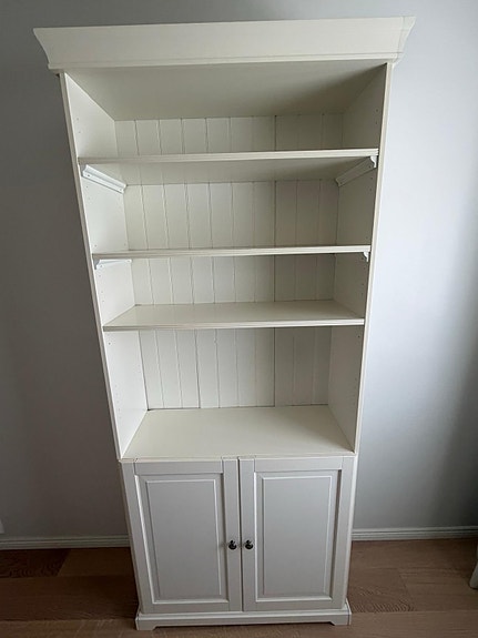 Ikea LIATORP kaappi