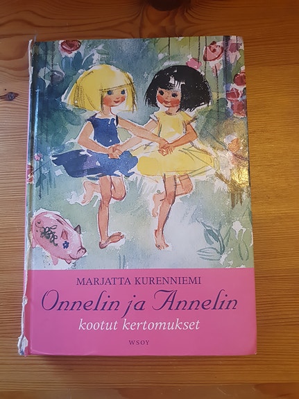 Marjatta Kurenniemi: Onnelin ja Annelin kootut kertomukset -kirja