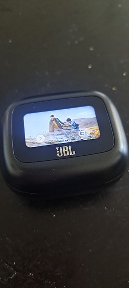 JBl live flex3 langattomat in-ear kuulokkeet.