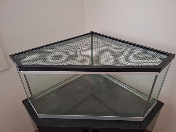 Terraario ja kaappi