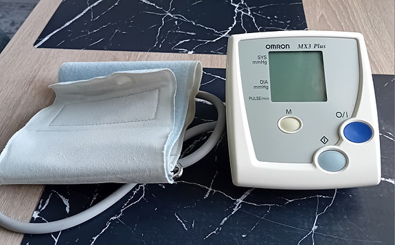 Omron Mx3 Plus verenpainemittari käsivarsimalli