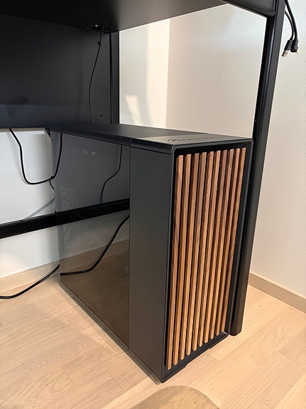 Gaming PC: R7 7800X3D, 5070TI TUF, 32GB DDR5 6000, 2TB + 500GB
