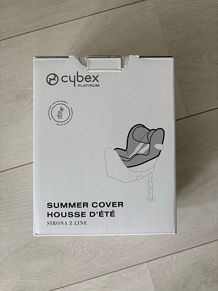 Uusi Cybex Platinum Sirona Z line kesäsuoja turvaistuimeen