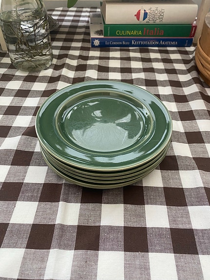 Arabia Palermo vihreät lautaset 19cm