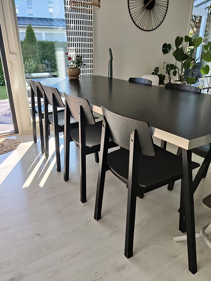 Ruokapöydän tuolit 8 kpl