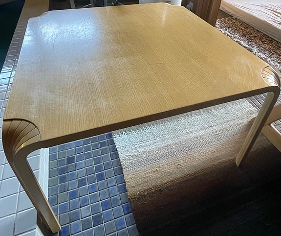 Artek Alvar Aalto koivupöytä