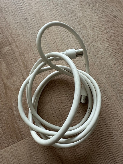 Antennikaapeli 1,5 m (uros-naaras IEC-liittimet)