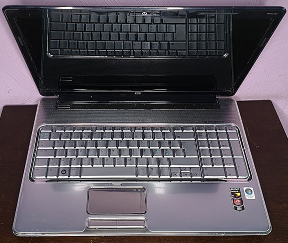 HP dv7, viallinen