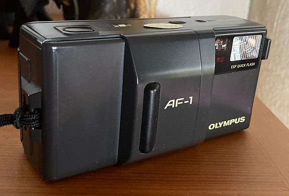 Olympus AF-1 filmikamera 35mm