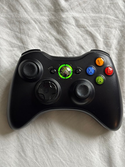 XBOX 360 - Langaton ohjain.