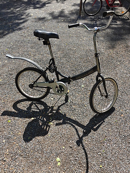 Jippo taittopyörä musta