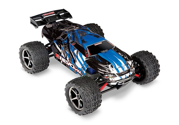 Harrastajan Truggy - Traxxas E-Revo 1/16 VXL valmispaketti