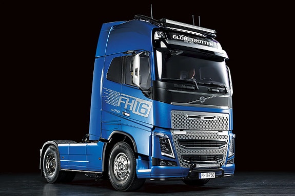 1/14 R/C Volvo FH16 Globetrotter XL 750 4x2 Tracto