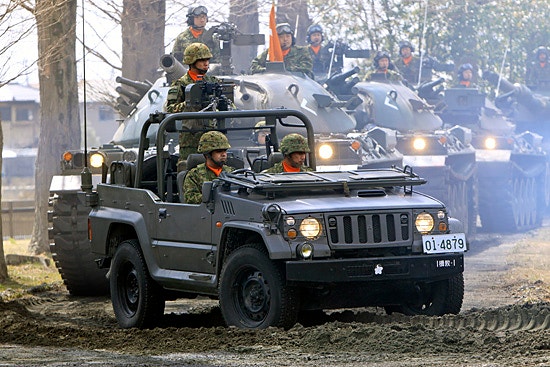 Trumpeter 1:35 JGSDF type 73 Light Truck (Recon)