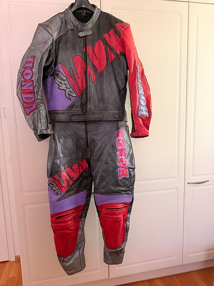 Honda CBR nahkainen ajopuku 90-luvulta