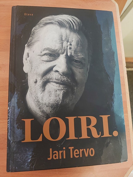 Loiri elämänkertakirja