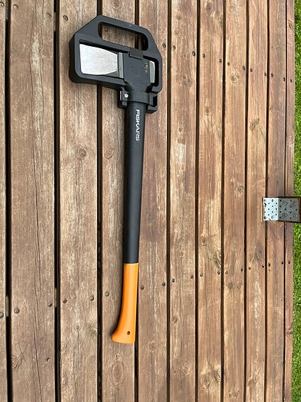 Fiskars halkaisukirves