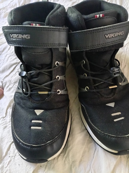 Viking Gore-Tex nilkkurit koko 39 musta