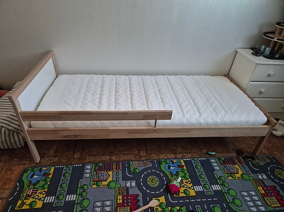 IKEA SNIGLAR  juniorisänky