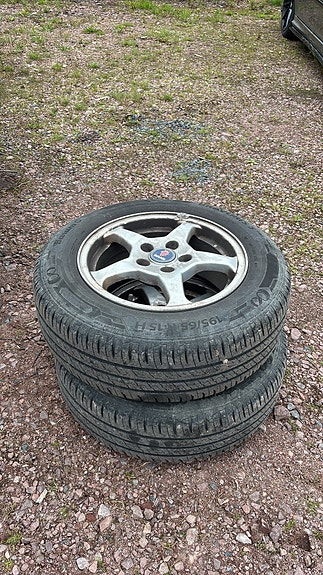 saab renkaat vanteilla