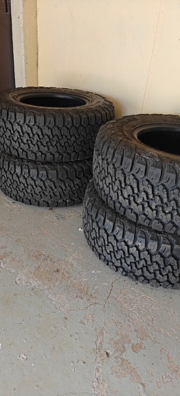 Black Bear All Terrain 33x12.50R17LT – 4 kpl