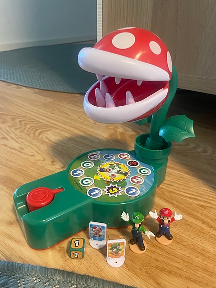 Super Mario Piranha Plant -peli