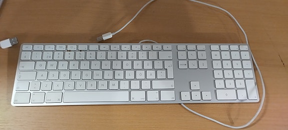 Apple aluminium näppis
