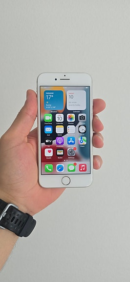 Apple iPhone 7