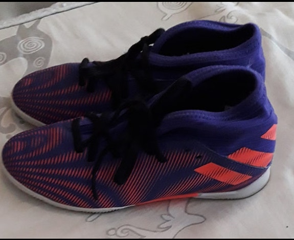 Adidas Nemeziz futsal-kengät koko 35