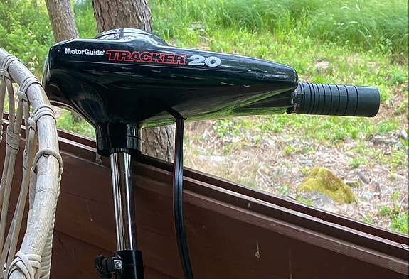 Motor guide tracker 20 sähkömoottori (toimii)