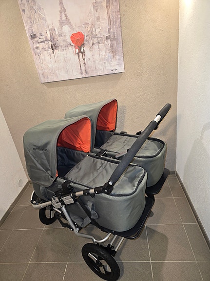 Bumbleride INDIE TWIN tuplarattaat ilmarenkailla.