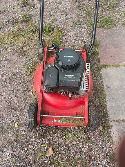 Jonsered LM2146M Ruohonleikkuri.