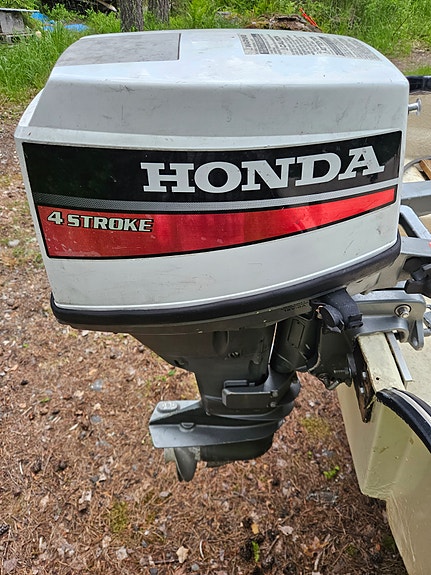 Honda 15 hv perämoottori
