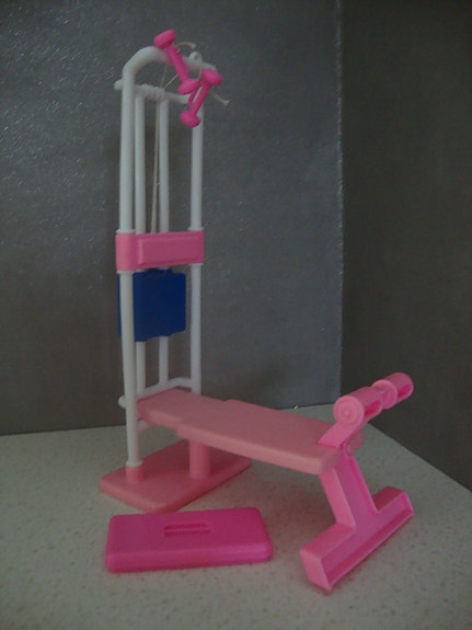 Barbie punttipenkki