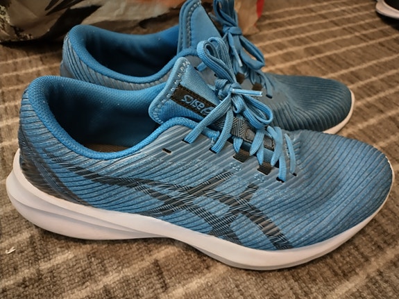 Asics lenkkarit 44