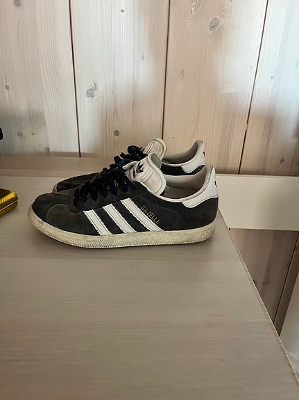 Adidas Gazelle tennarit